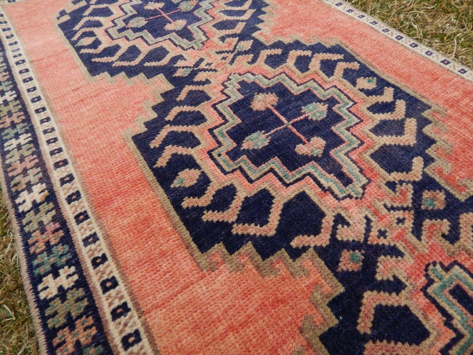 Vintage Oushak Rug 18'' x 39''