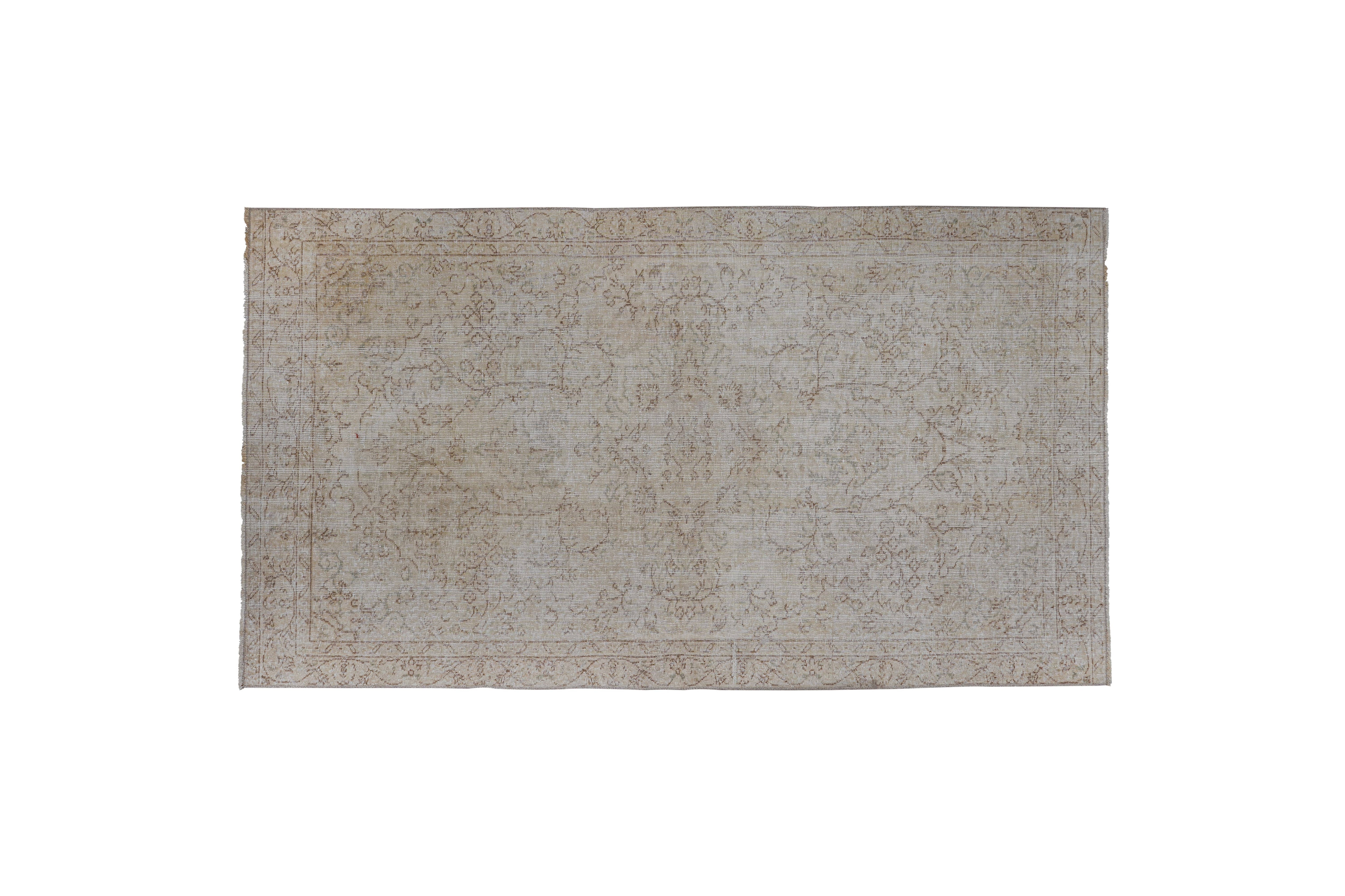 Vintage Turkish Rug 4'7'' x 8'7''