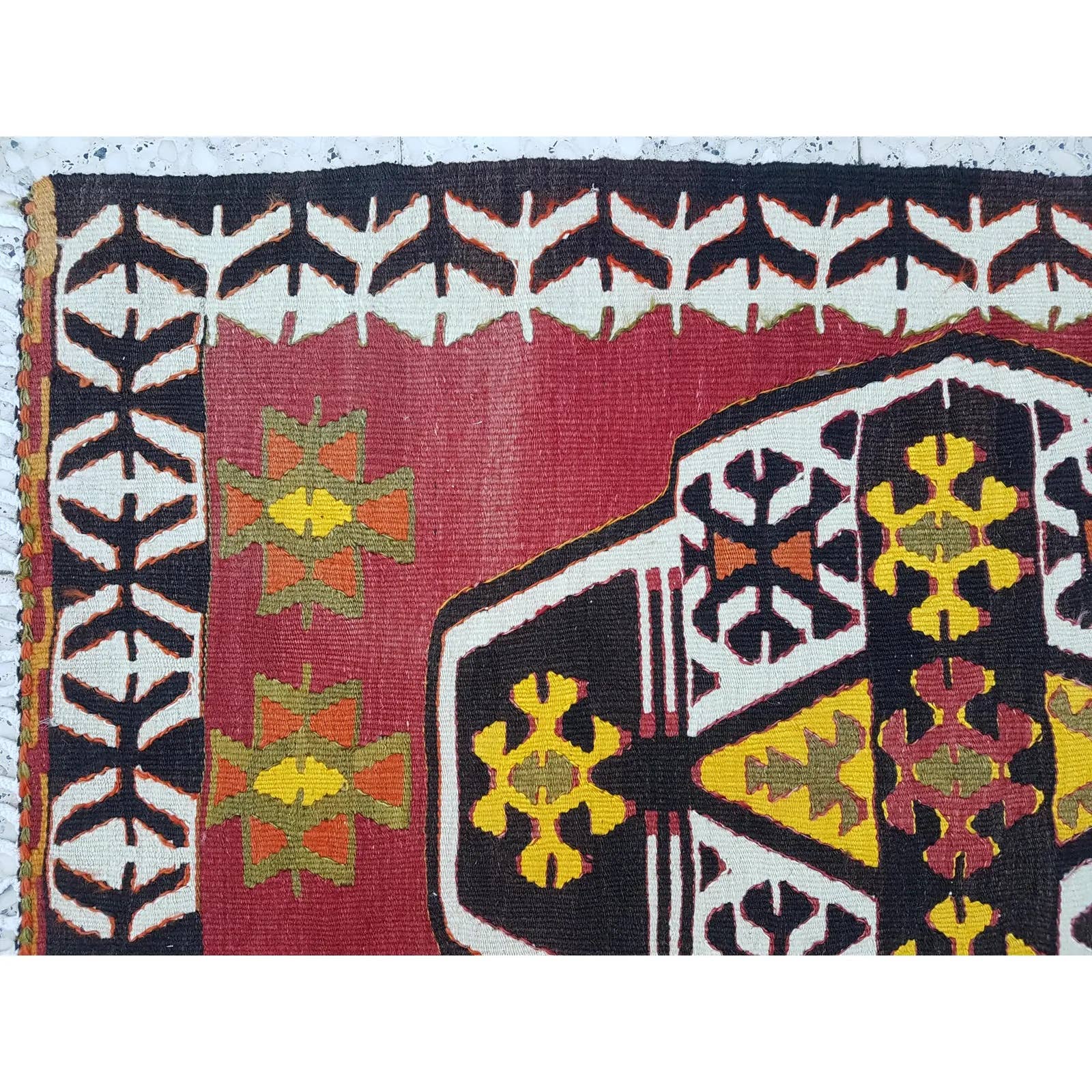 Vintage Turkish Kilim Rug 31'' x 50''