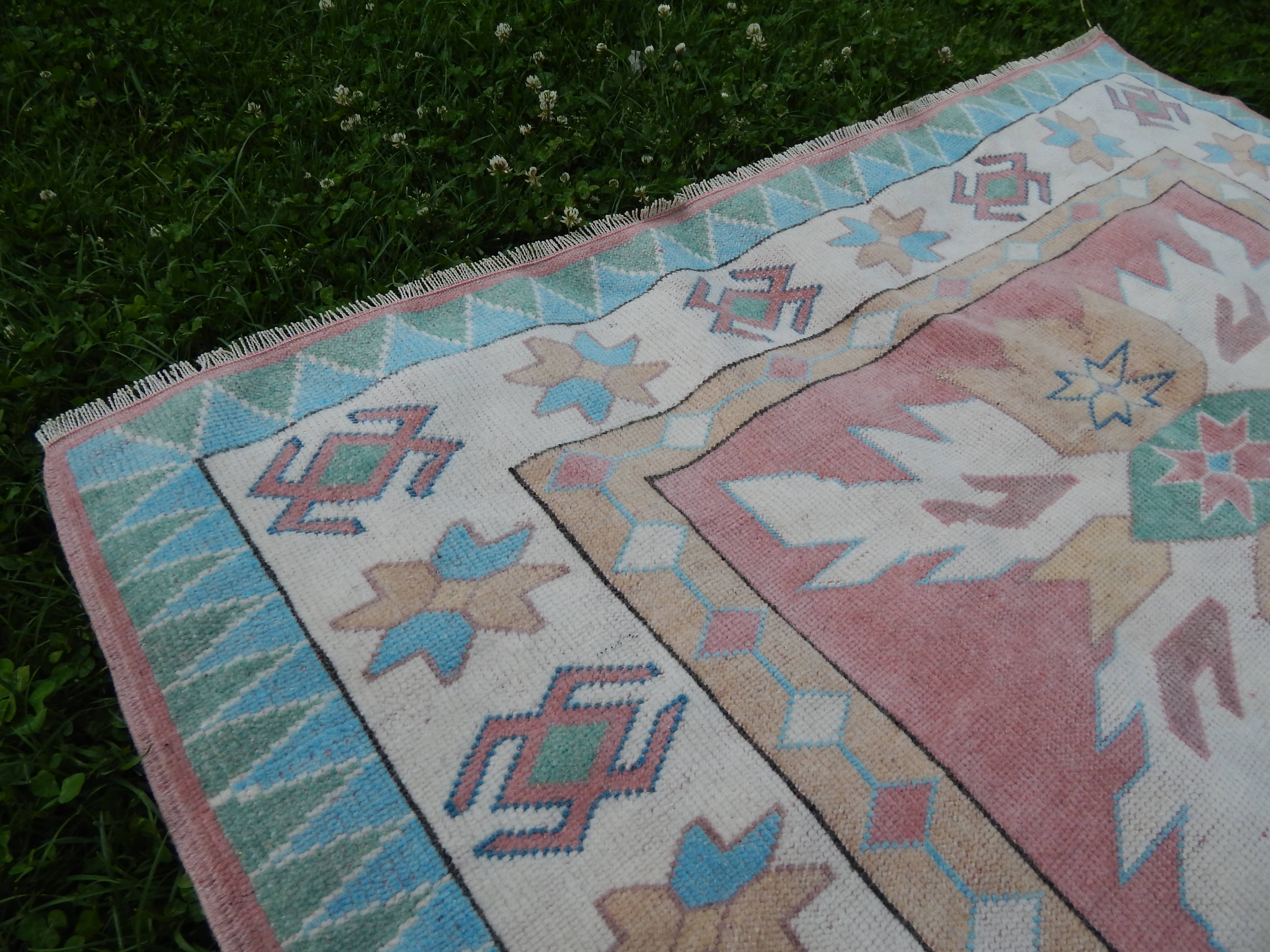 Vintage Oushak Rug 5'7'' x 7'1''