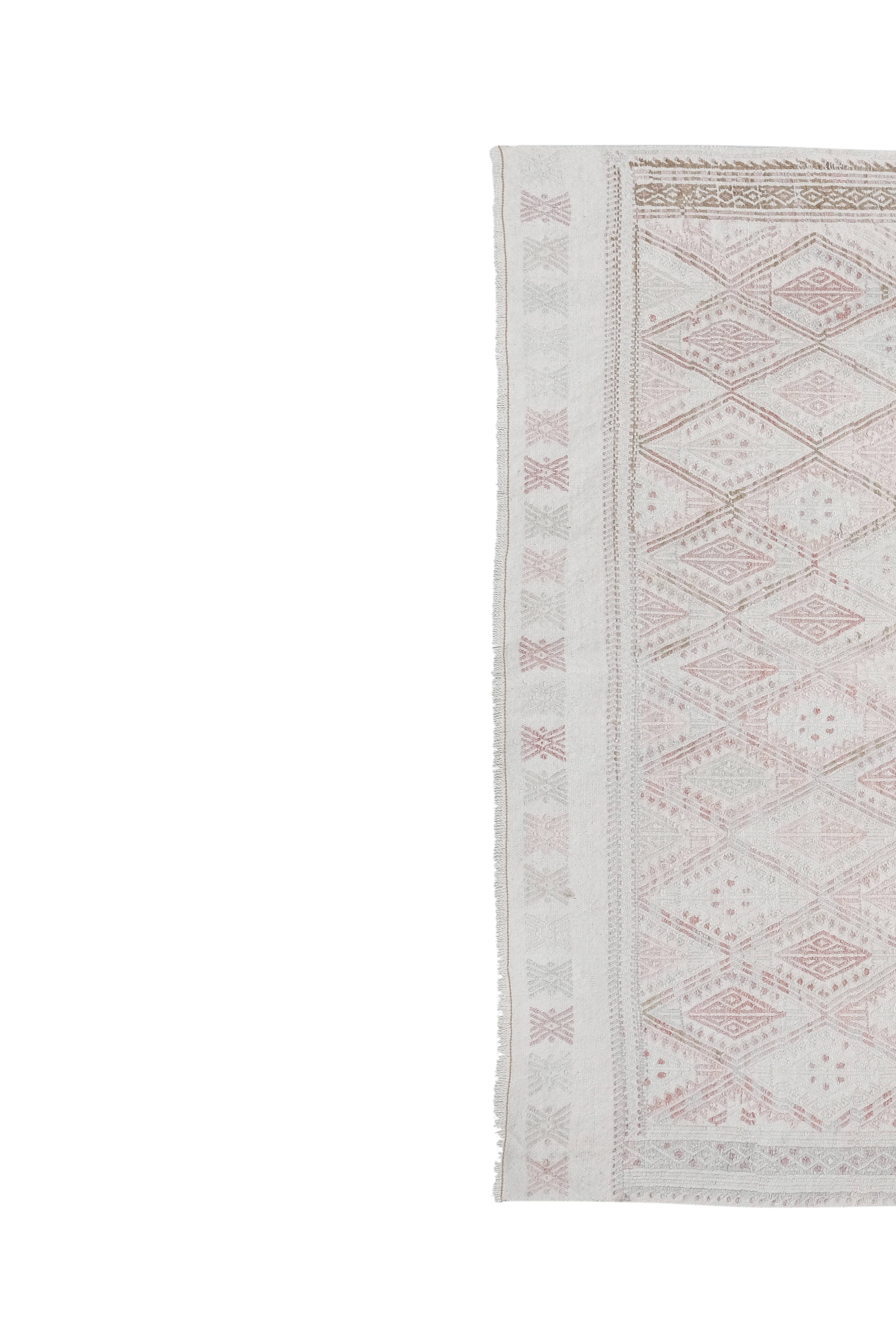 Vintage Turkish Kilim Rug 4'9'' x 6'11''