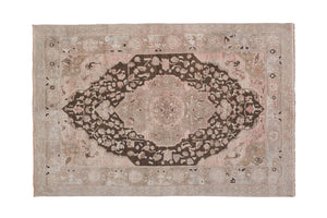 Vintage Turkish Rug 5'7'' x 8'