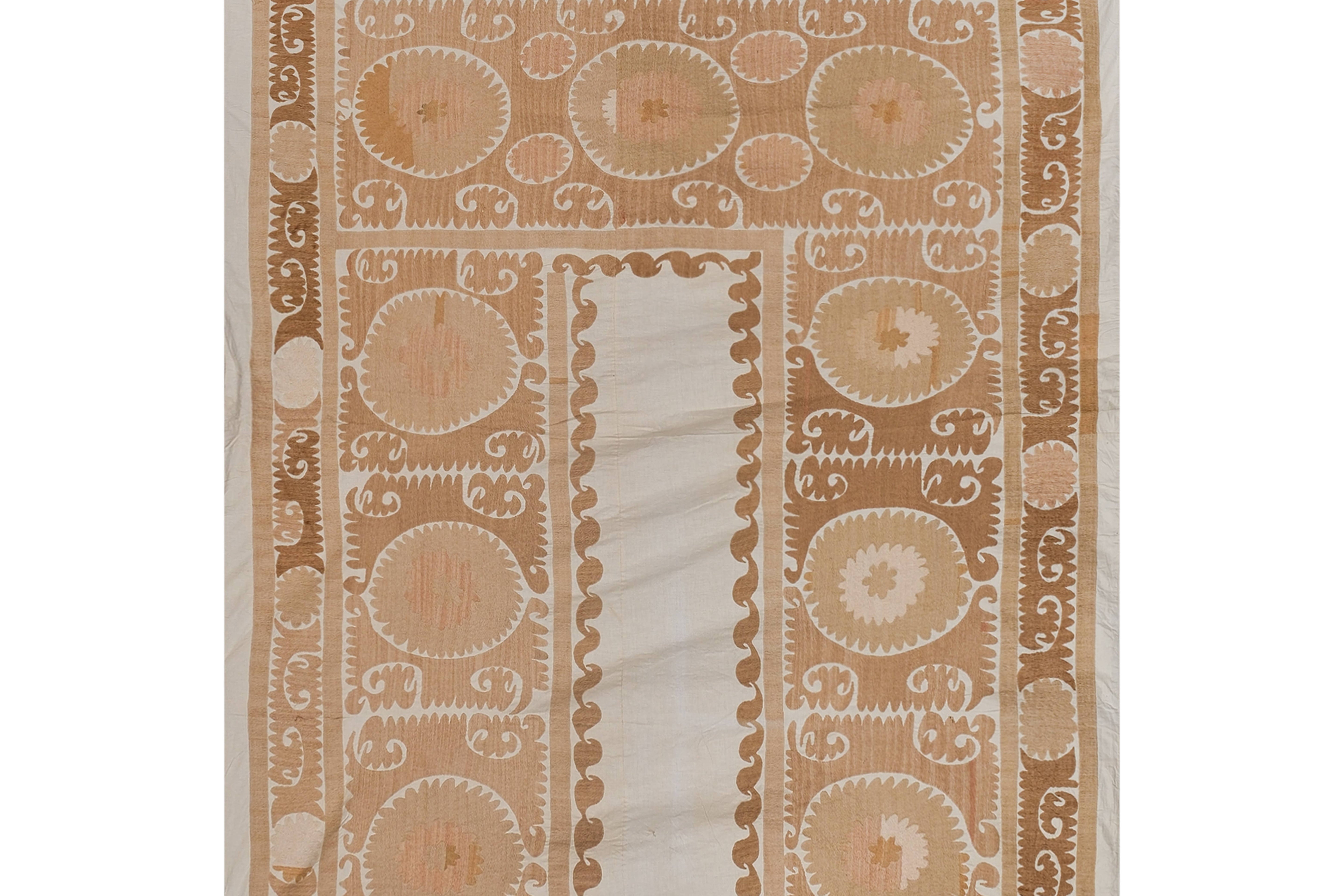 Suzani Wall Hanging & Bedspread | 5'5'' x 7'2''