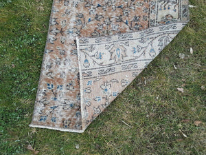 Vintage Turkish Rug 27'' x 51''