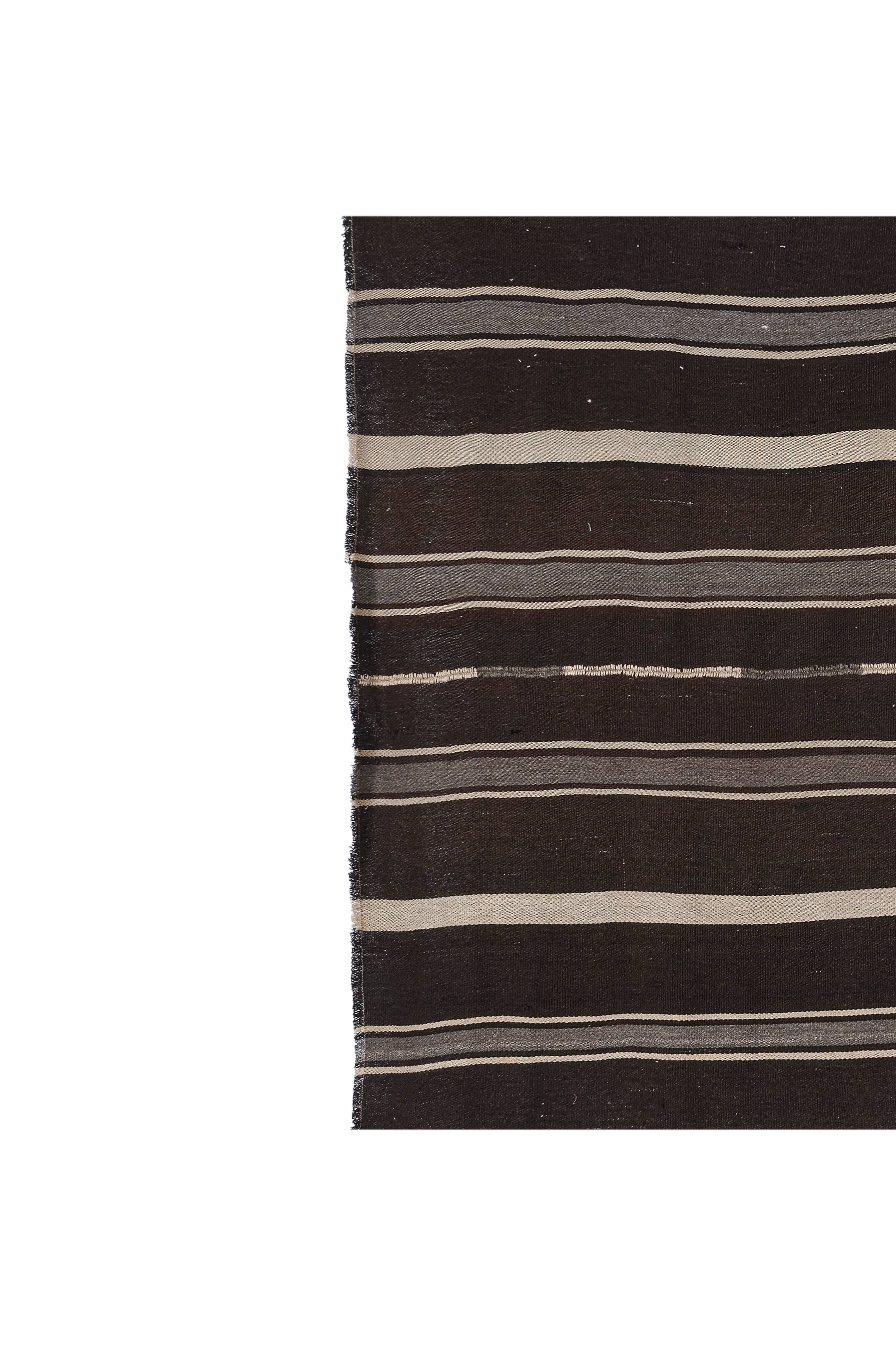 Vintage Turkish Kilim Rug 5'6'' x 8'3''