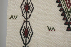 Vintage Turkish Kilim Rug 3'1'' x 7'1''