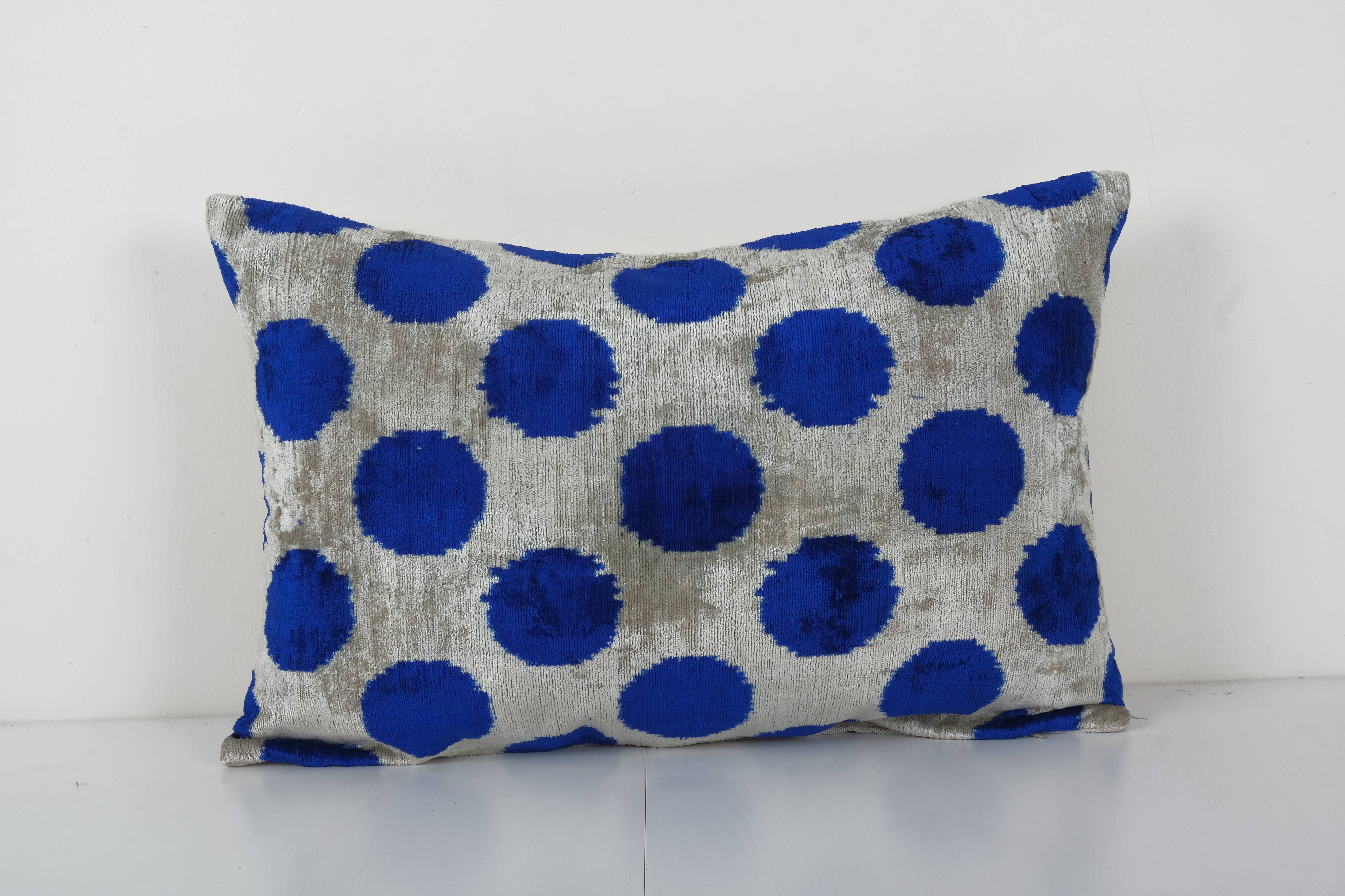 Silk Ikat Velvet Pillow Cover | 16'' x 24''