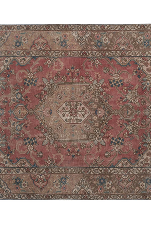 Vintage Turkish Rug 4'5'' x 6'4''