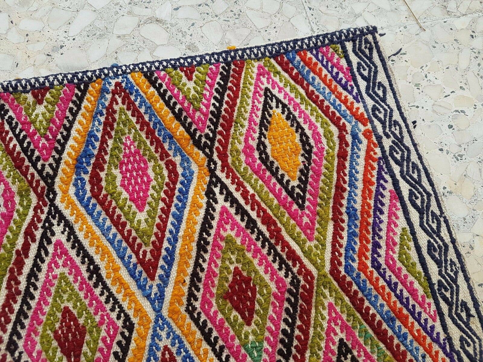 Vintage Turkish Kilim Rug 17'' x 18''
