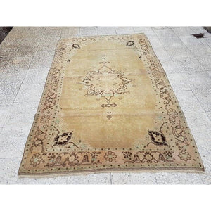 Vintage Turkish Karapinar Rug 4'4'' x 7'2''