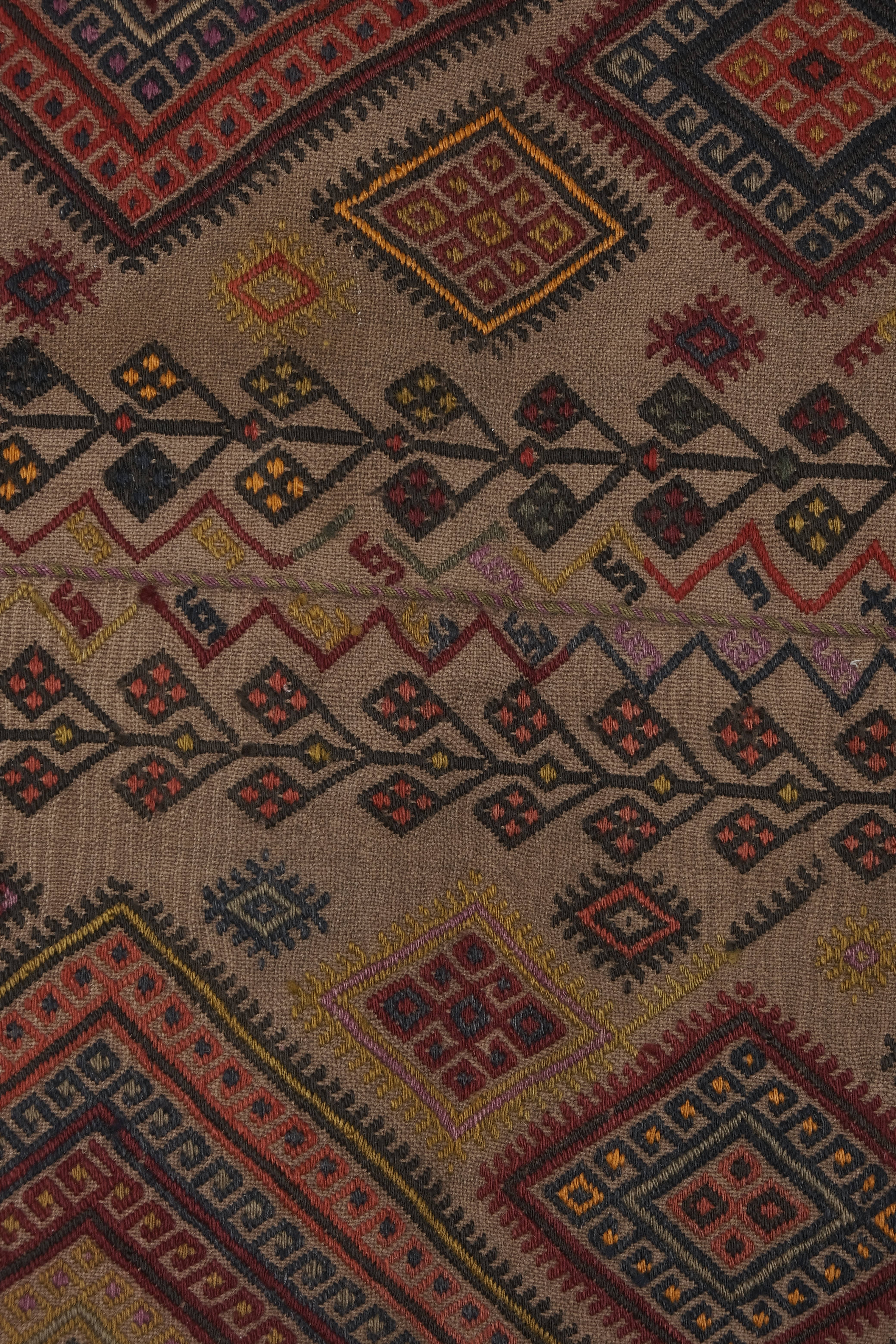 Vintage Turkish Kilim Rug 5'9'' x 6'8''