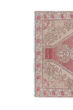 Vintage Kurdish Rug 4'7'' x 7'