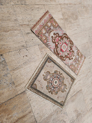 Vintage Turkish Yastik Rugs Set of 2 | 20'' x 26''