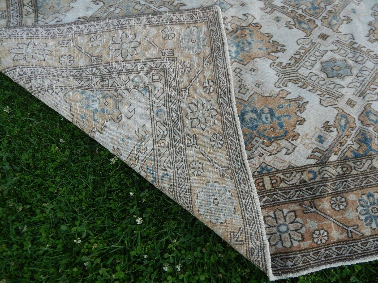 Vintage Turkish Rug 4'9'' x 8'10''