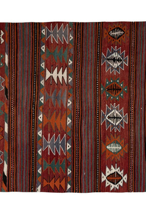Vintage Turkish Kilim Runner 4'7'' x 9'10''