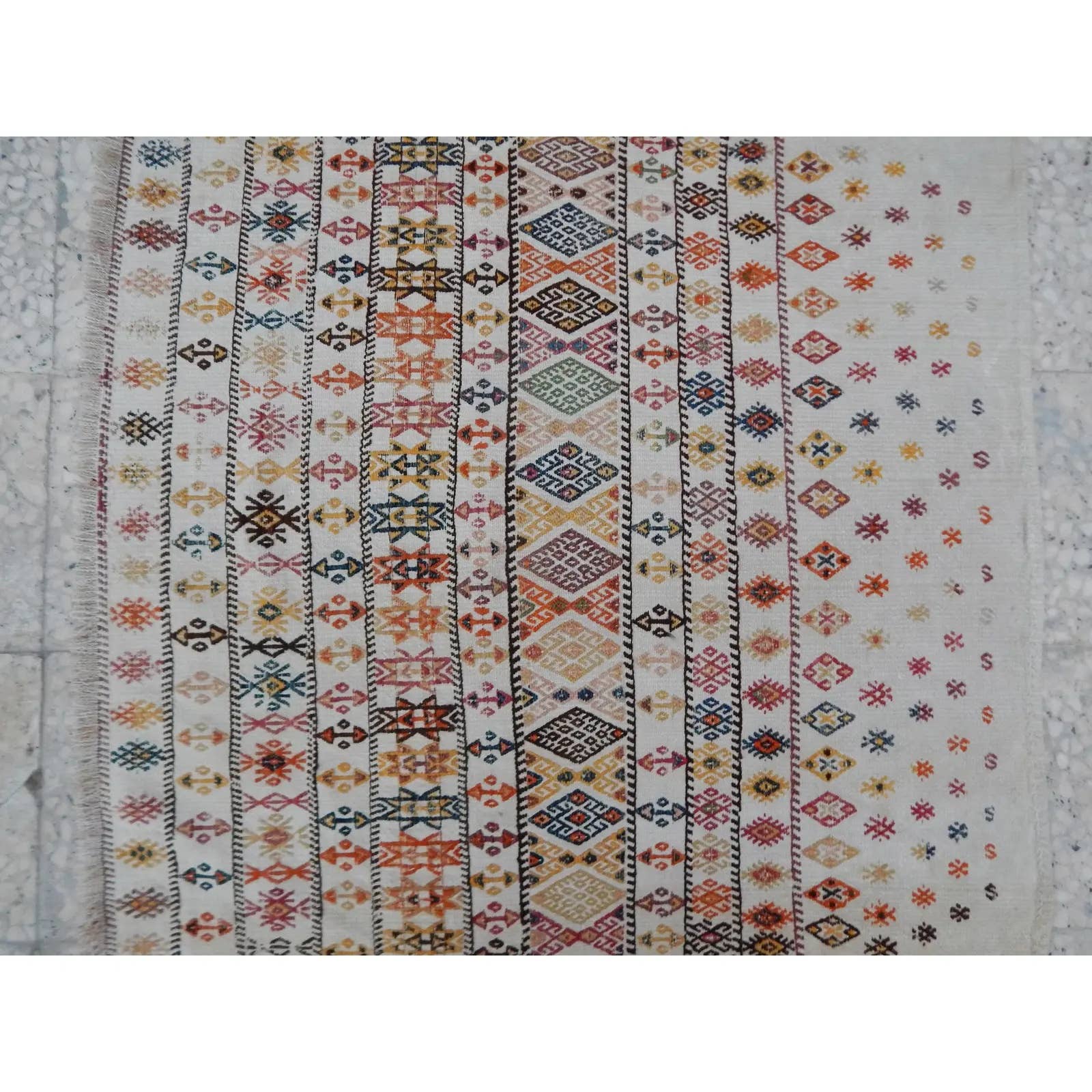 Vintage Turkish Kilim Rug 37'' x 39''