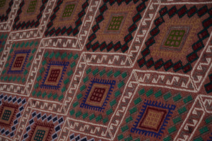 Vintage Turkish Kilim Rug 5'6'' x 8'5''