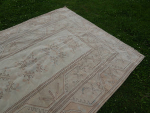 Vintage Milas Rug 6' x 9'4''