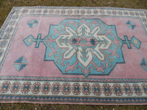 Vintage Oushak Rug 5'2'' x 7'8''