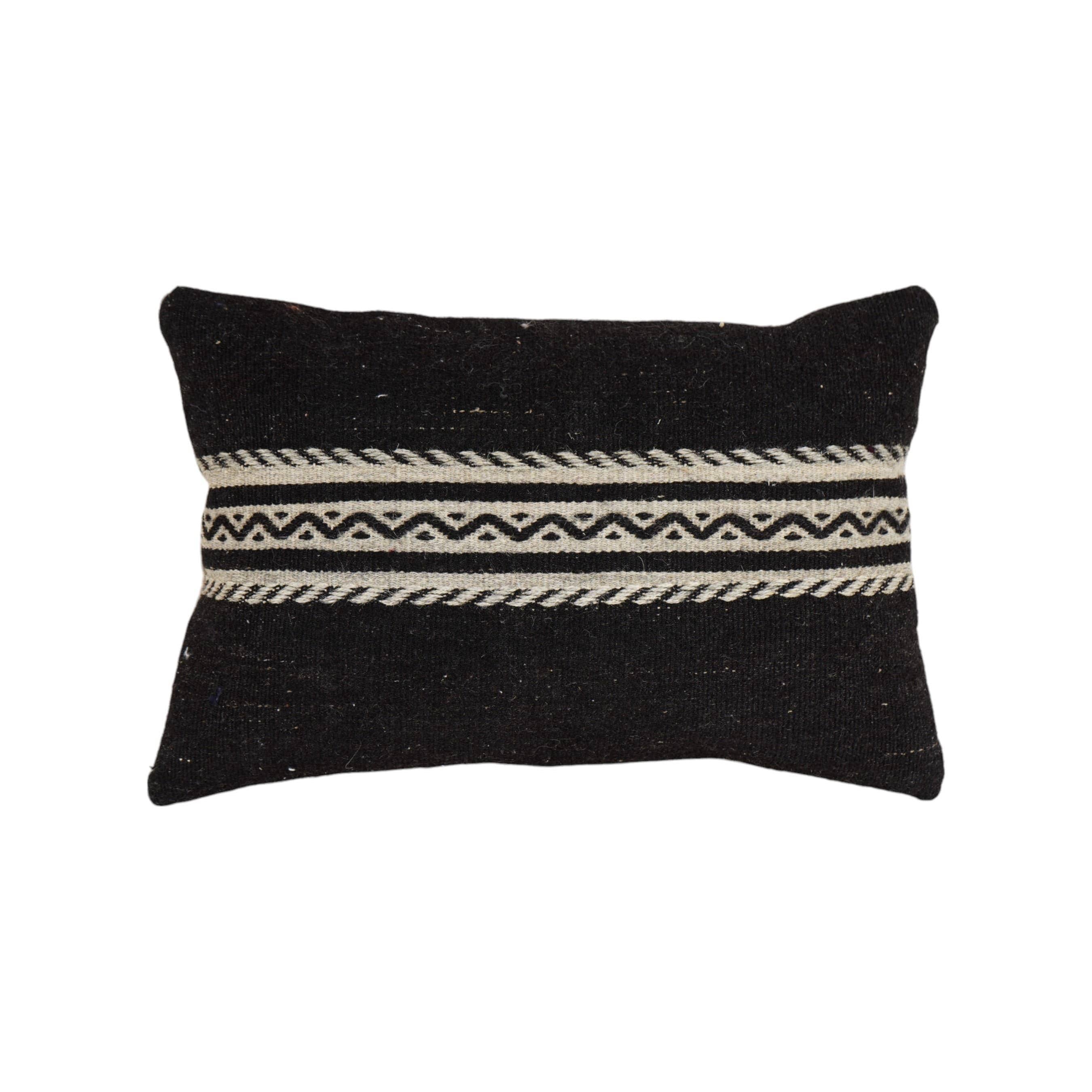 Kilim Pillow Cover | 16'' x 24''