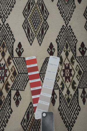 Vintage Turkish Kilim Rug 5'2'' x 7'5''
