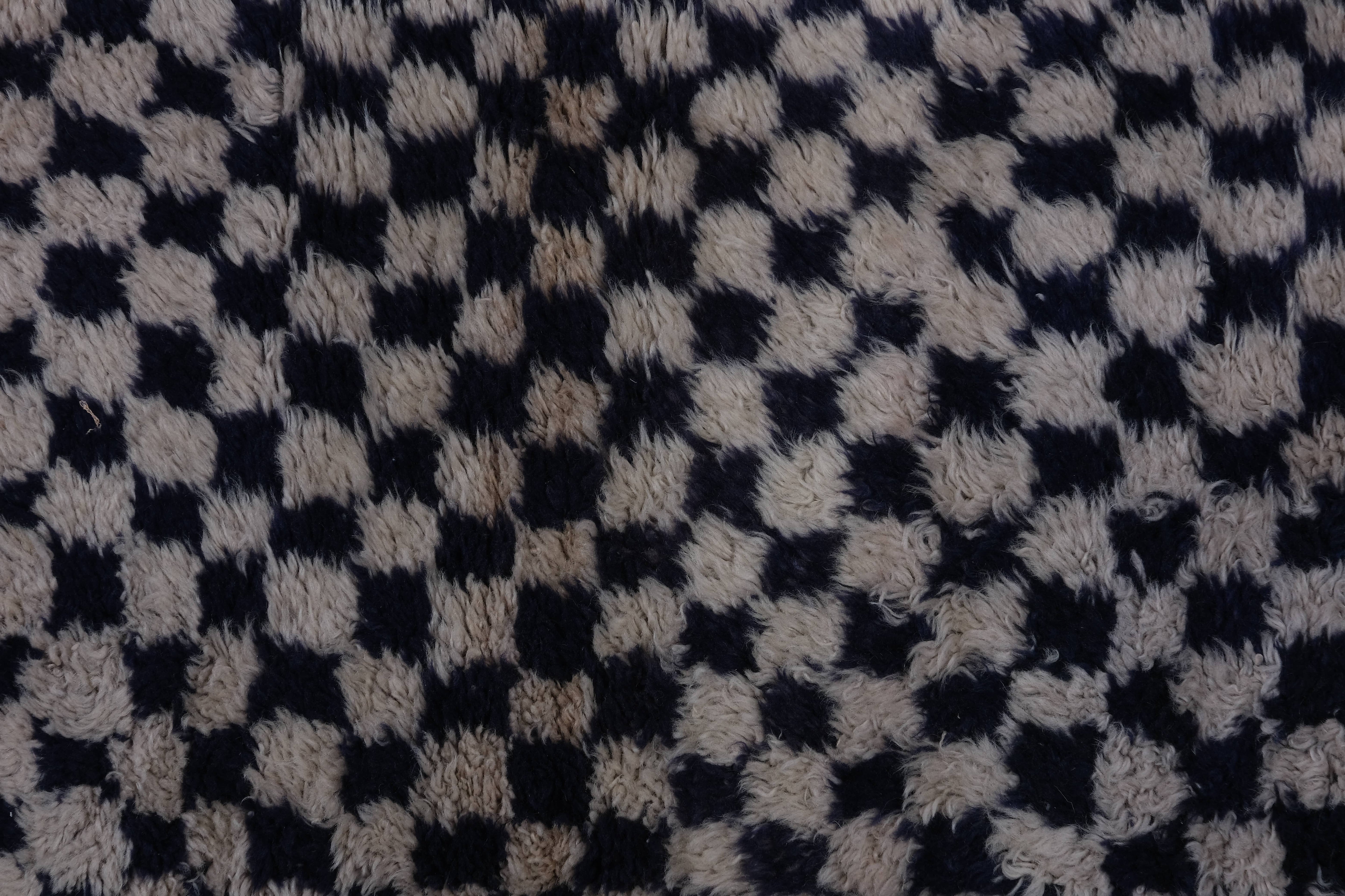 Vintage Turkish Shaggy Tulu Rug 29'' x 54''