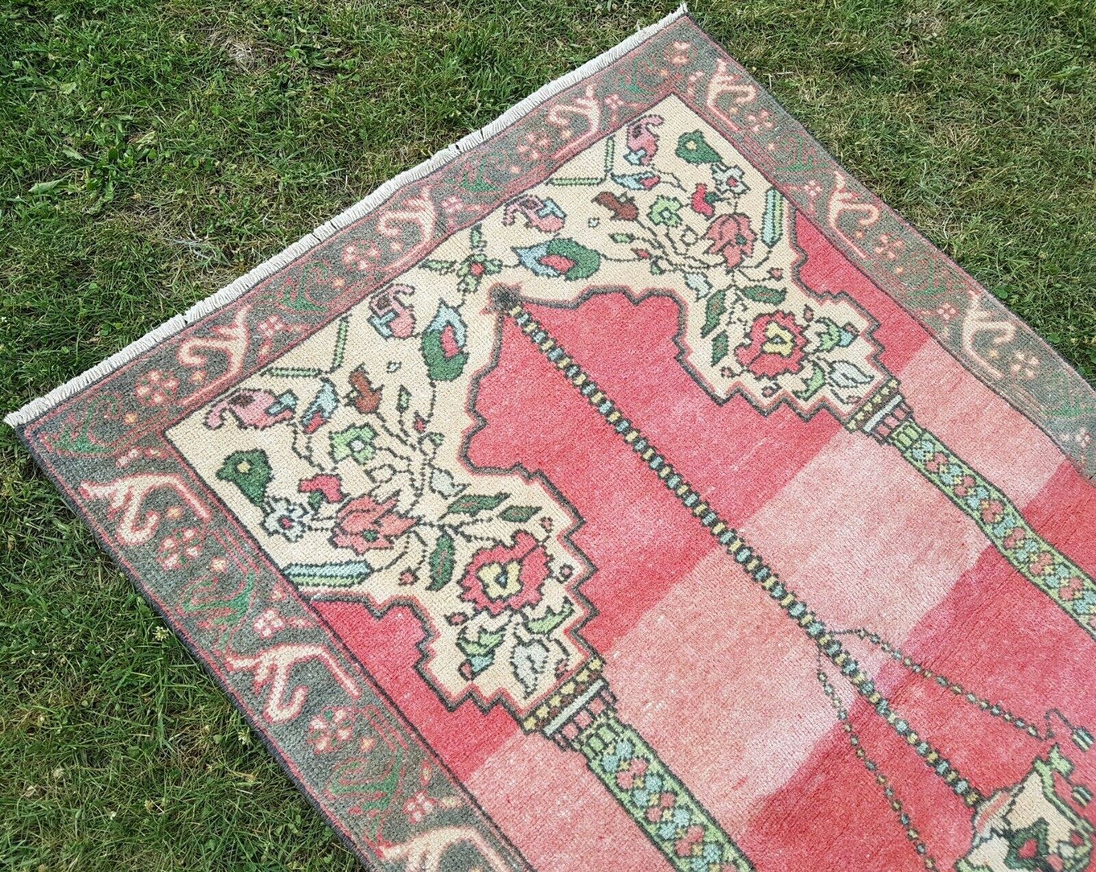 Vintage Oushak Rug 3'5'' x 5'4''