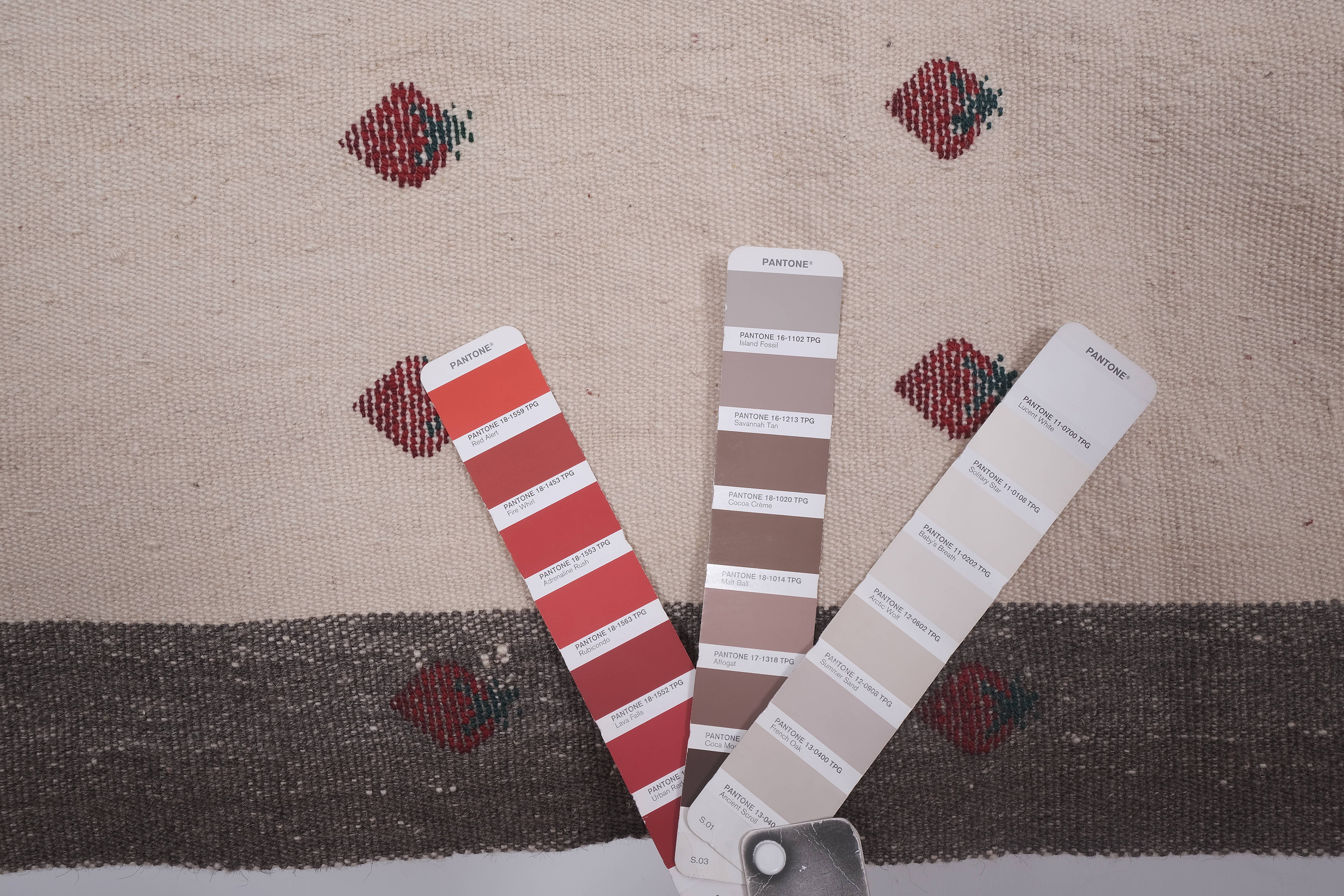 Vintage Kilim Rug 5'1'' x 8'