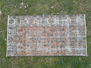 Vintage Turkish Rug 27'' x 51''
