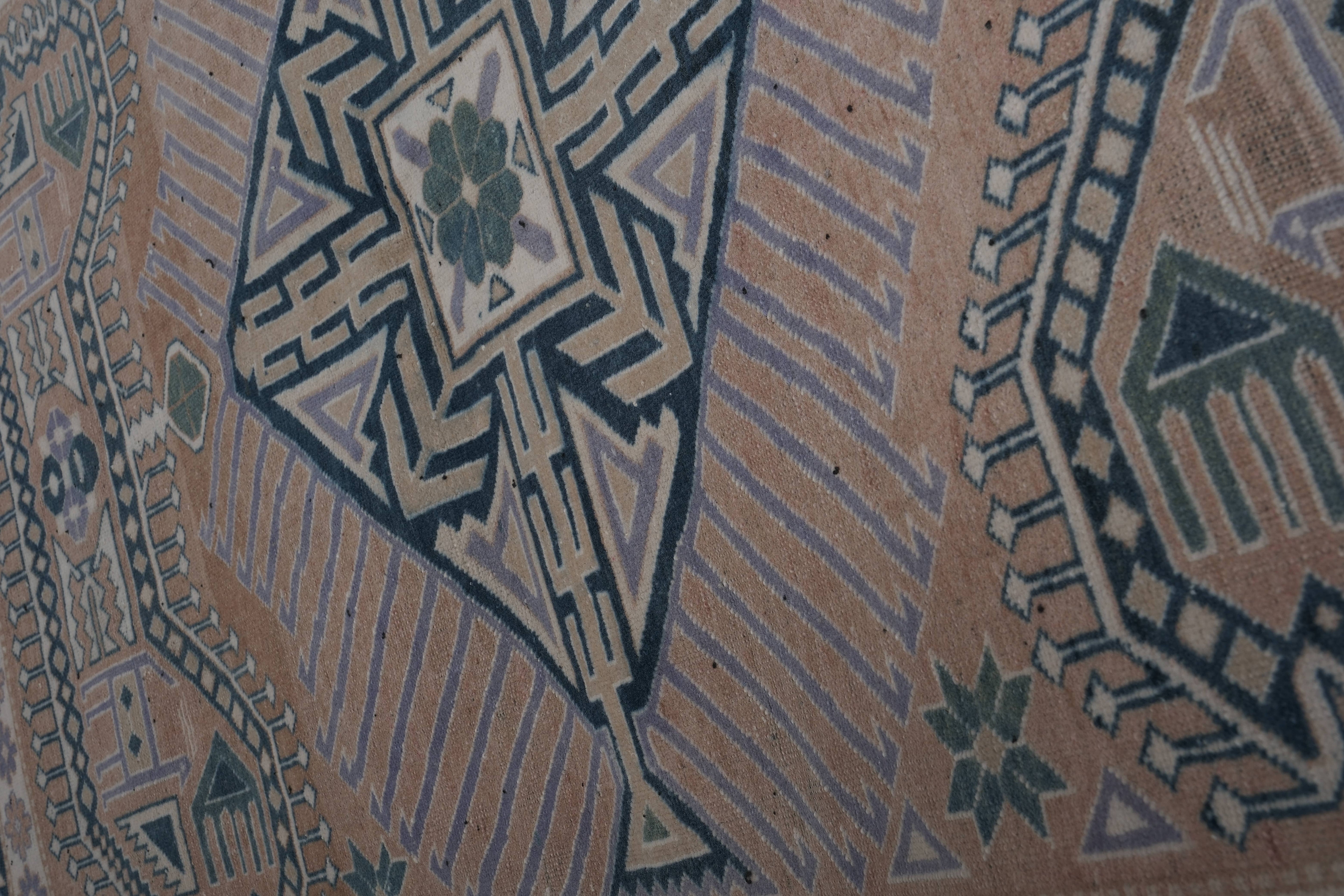 Vintage Oushak Rug 6' x 6'4''
