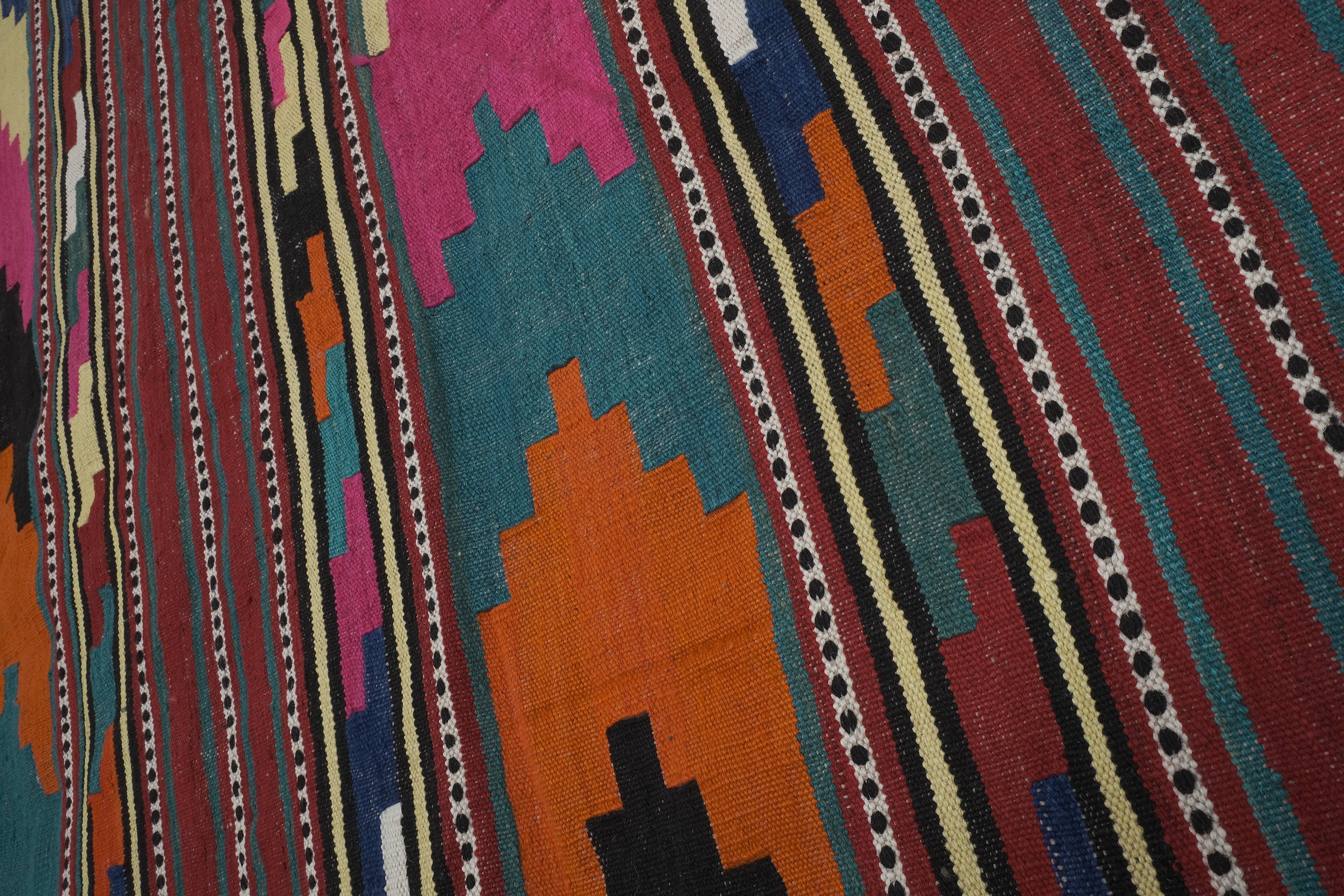 Vintage Turkish Kilim Rug 5'1'' x 11'11''
