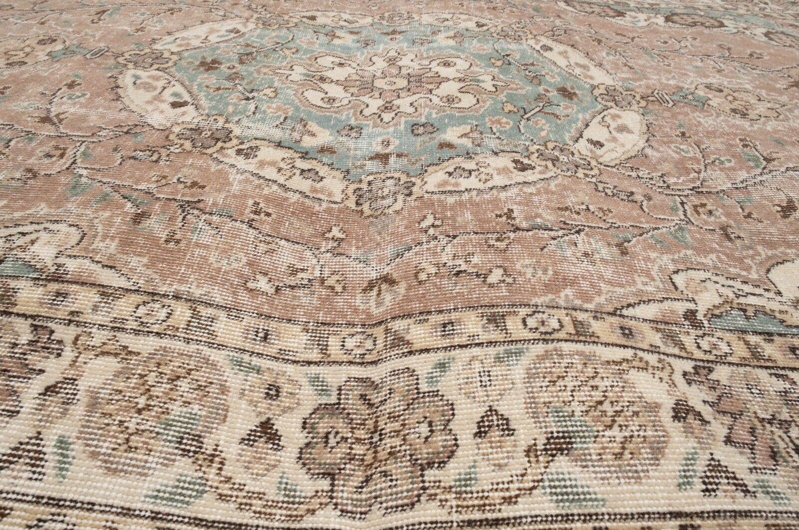 Vintage Turkish Rug 5'3'' x 8'5''