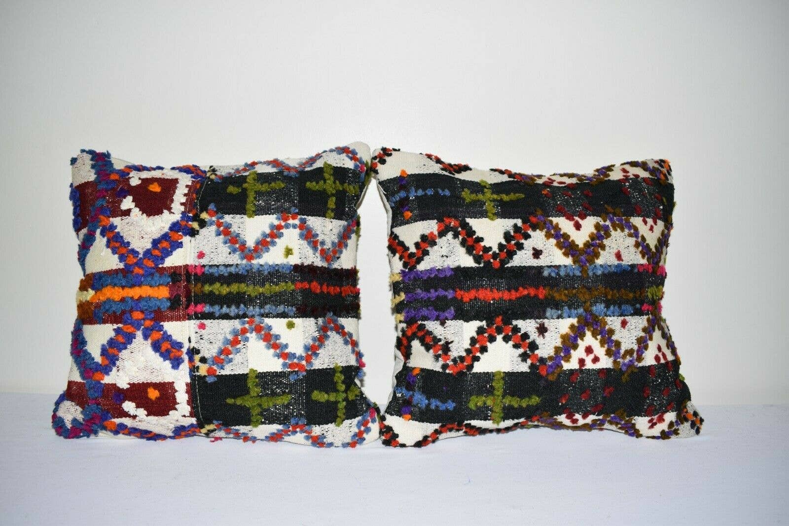 Kilim Pillow Cover | 16'' x 16''