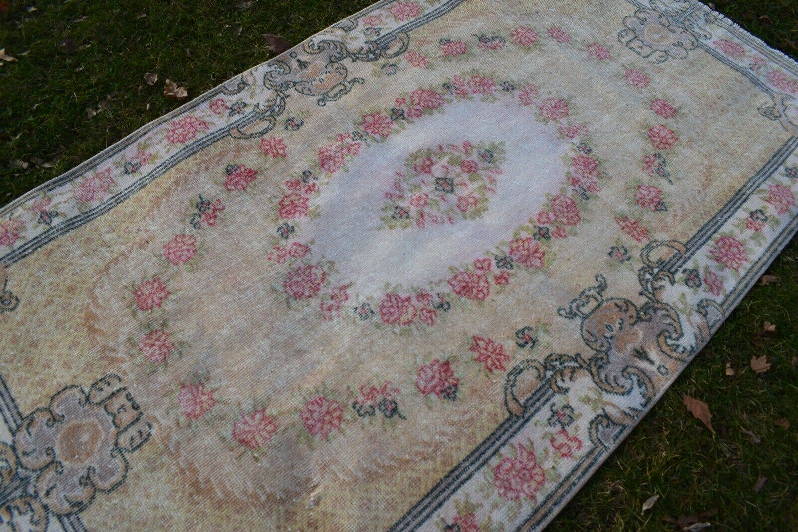 Vintage Turkish Rug 3'9'' x 6'11''