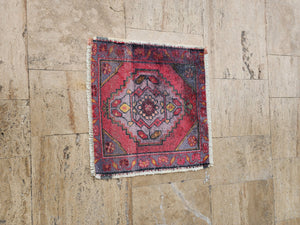 Vintage Turkish Rug 25'' x 28''