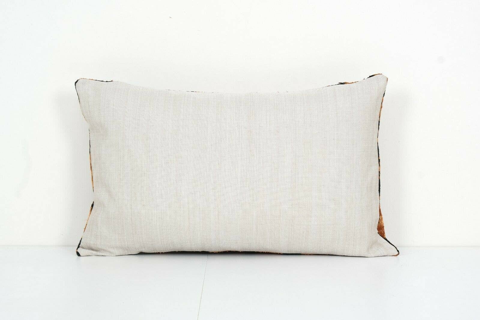 Tiger Silk Ikat Velvet Pillow Cover | 16'' x 22''