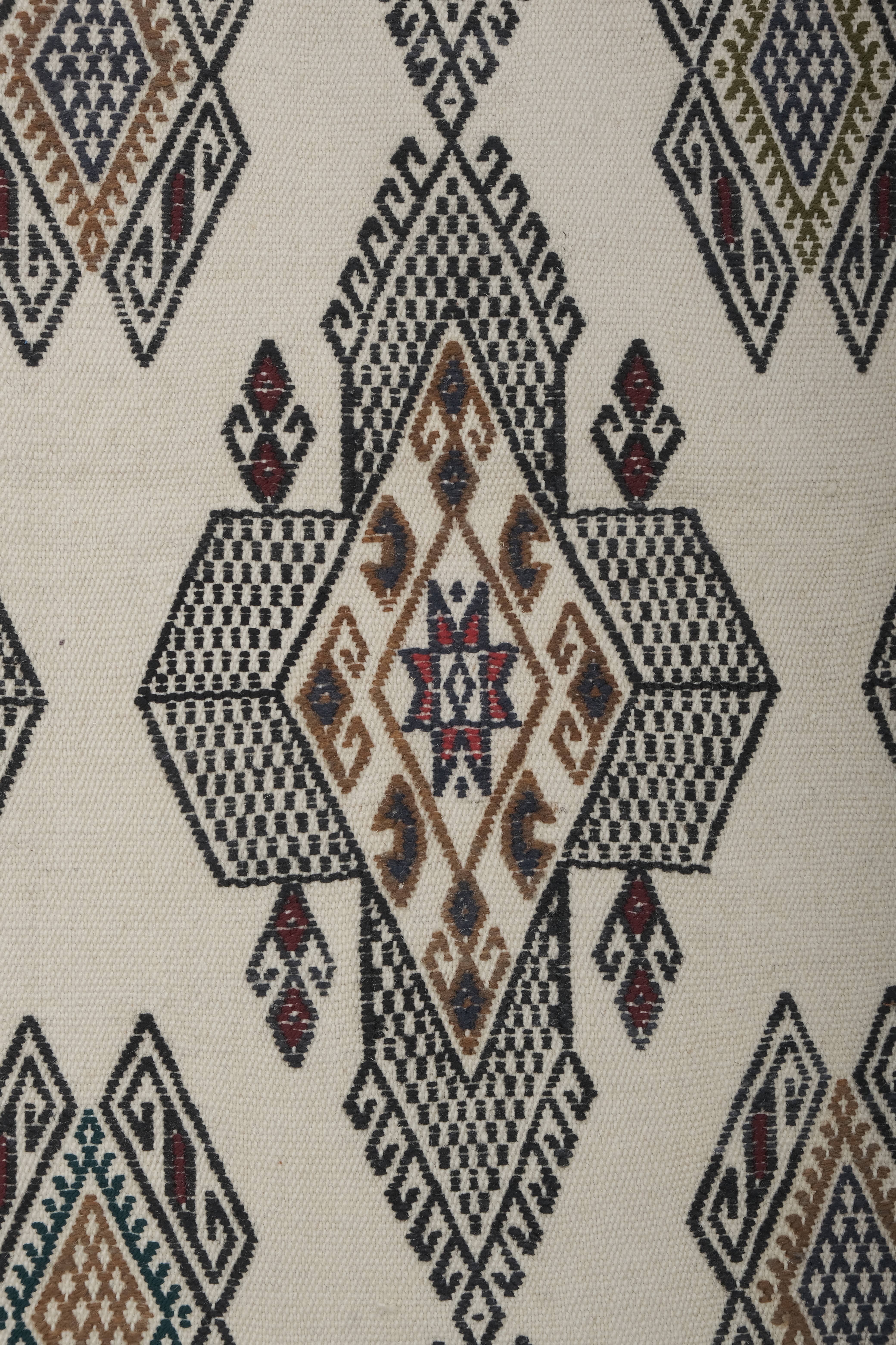 Vintage Turkish Kilim Rug 5'2'' x 7'5''