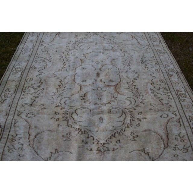 Vintage Turkish Rug 5'5'' x 8'5''