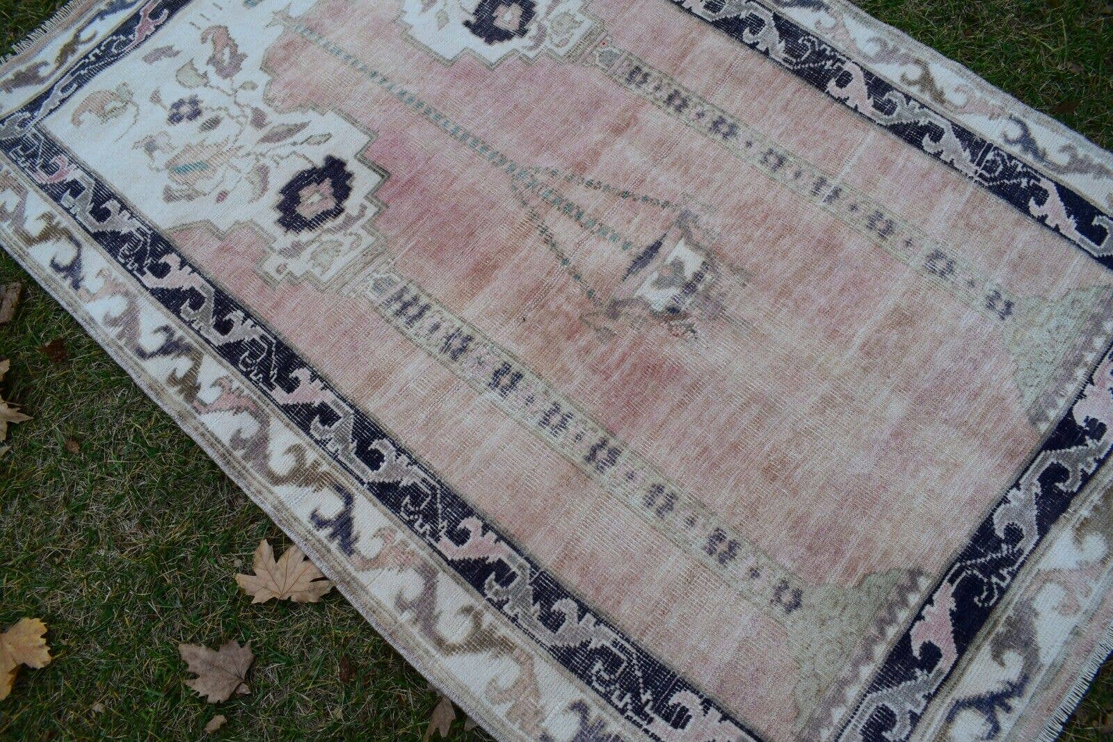 Vintage Oushak Rug 3'6'' x 5'8''