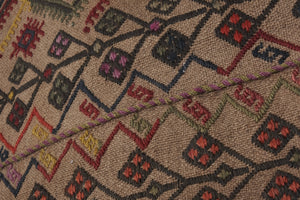 Vintage Turkish Kilim Rug 5'9'' x 6'8''