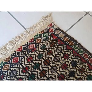 Vintage Kilim Yastik Rug 20'' x 32''
