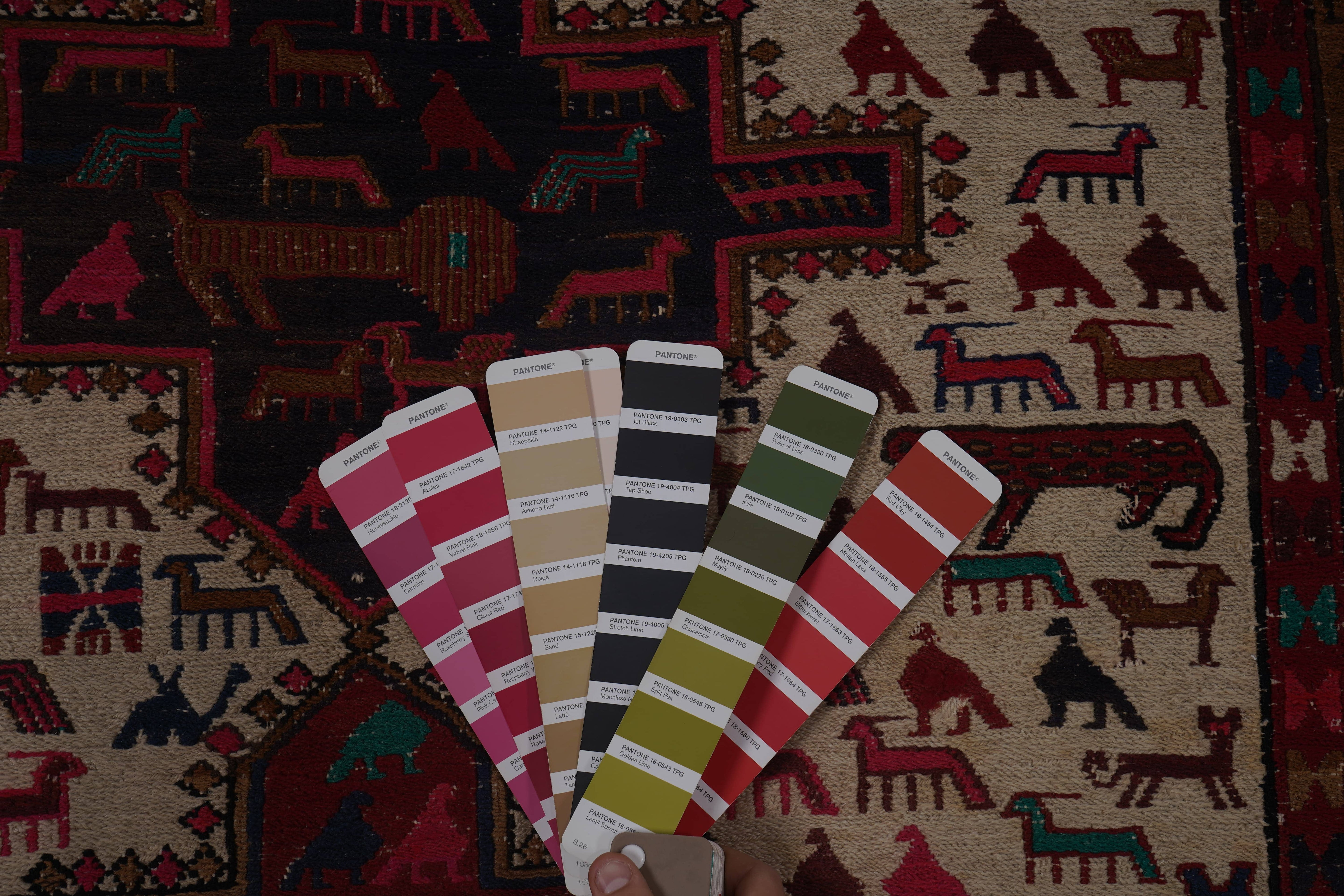 Vintage Soumac Kilim Rug 3'5'' x 4'7''