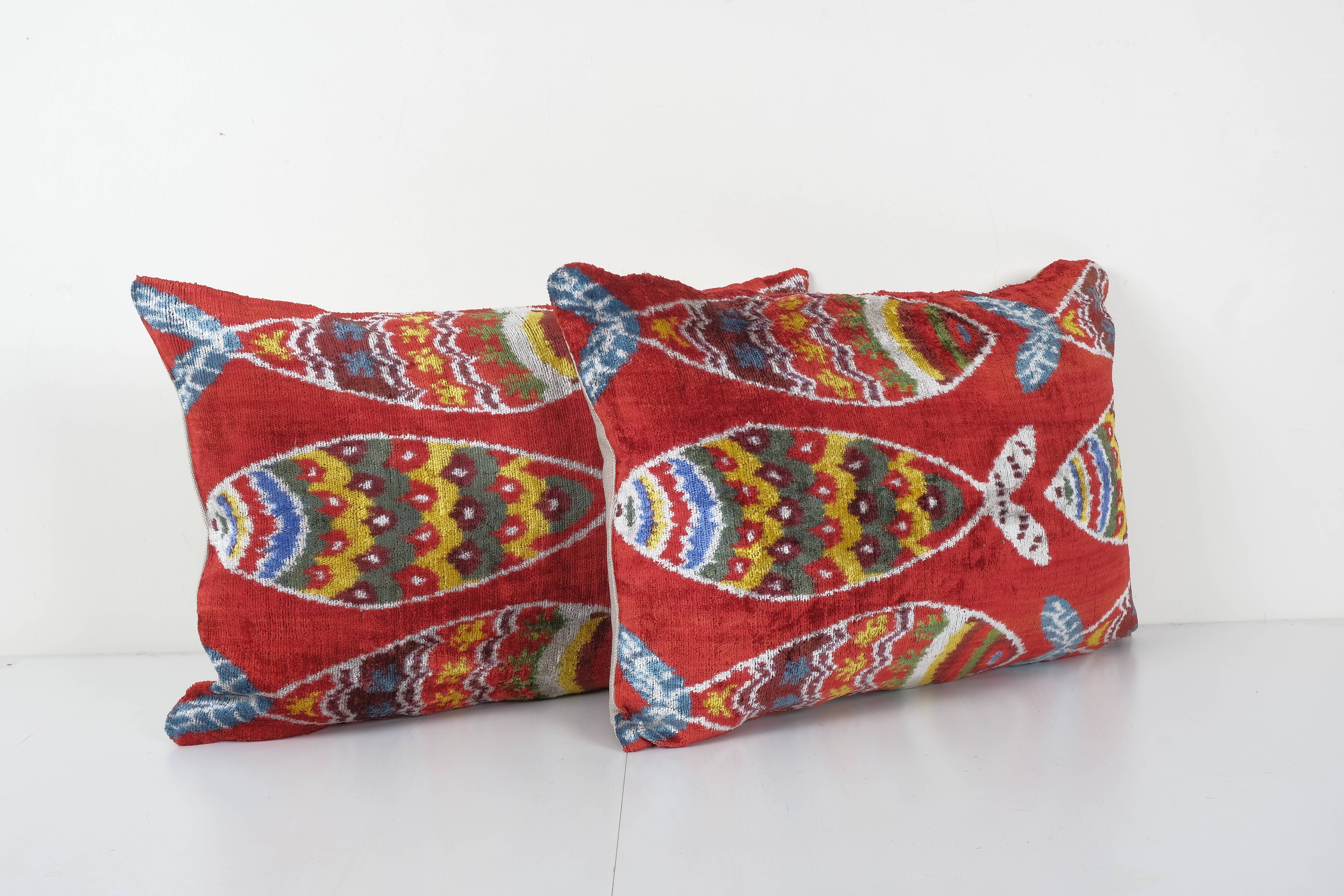 Fish Silk Ikat Velvet Pillow Cover Set of 2 | 16'' x 24''