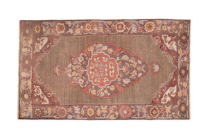 Vintage Turkish Karapinar Rug 5' x 8'6''