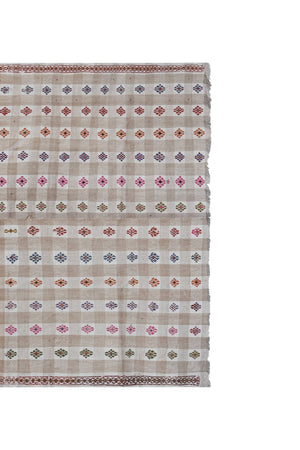 Vintage Kilim Rug 6' x 8'2''