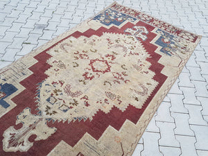 Vintage Turkish Anatolian Rug 4'7'' x 8'11''