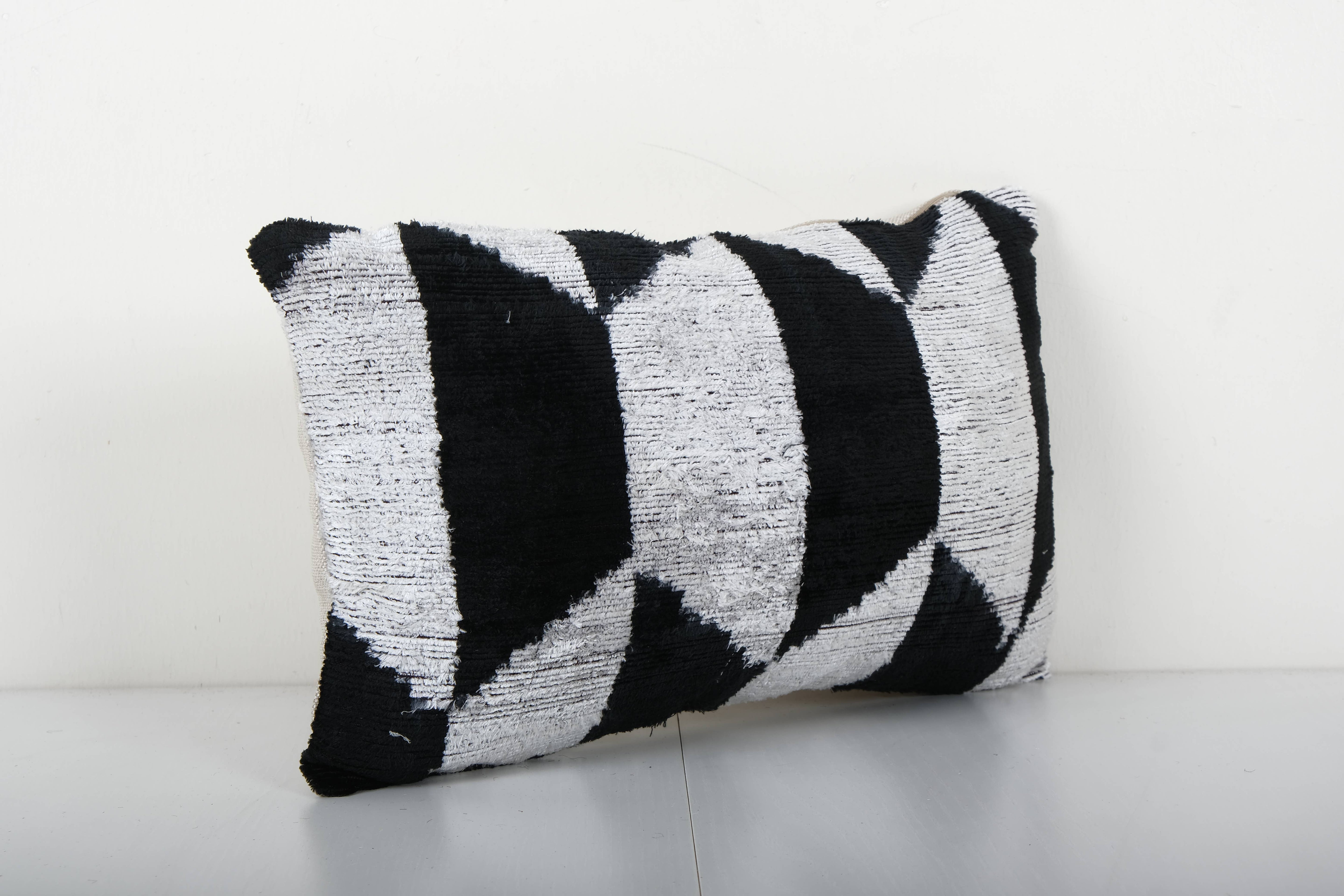 Silk Ikat Velvet Pillow Cover | 9'' x 16''