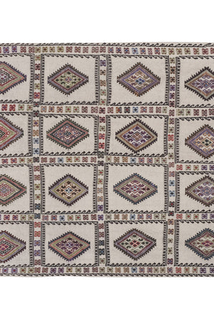 Vintage Turkish Kilim Rug 4'11'' x 6'10''