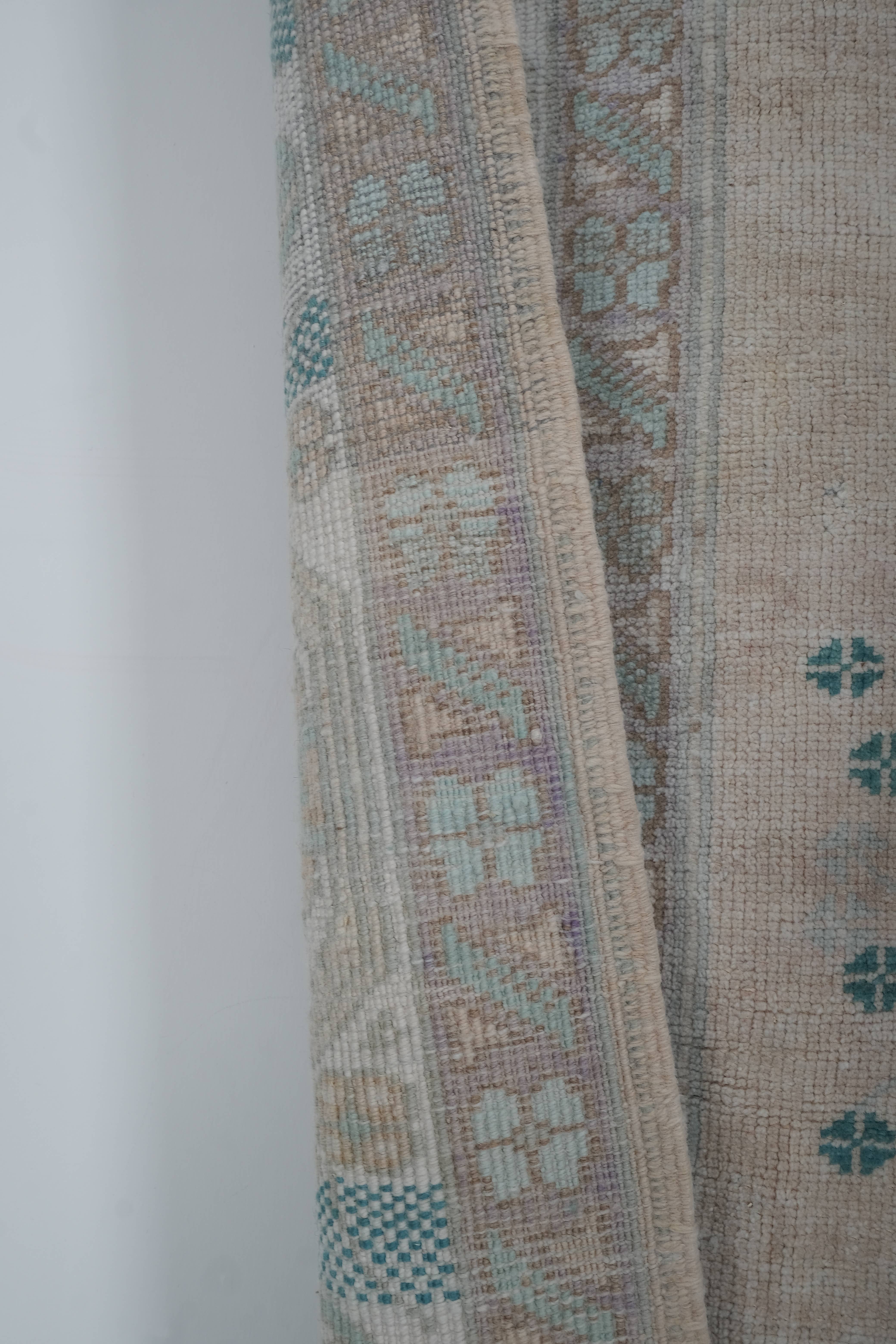 Vintage Oushak Rug 5'9'' x 8'6''