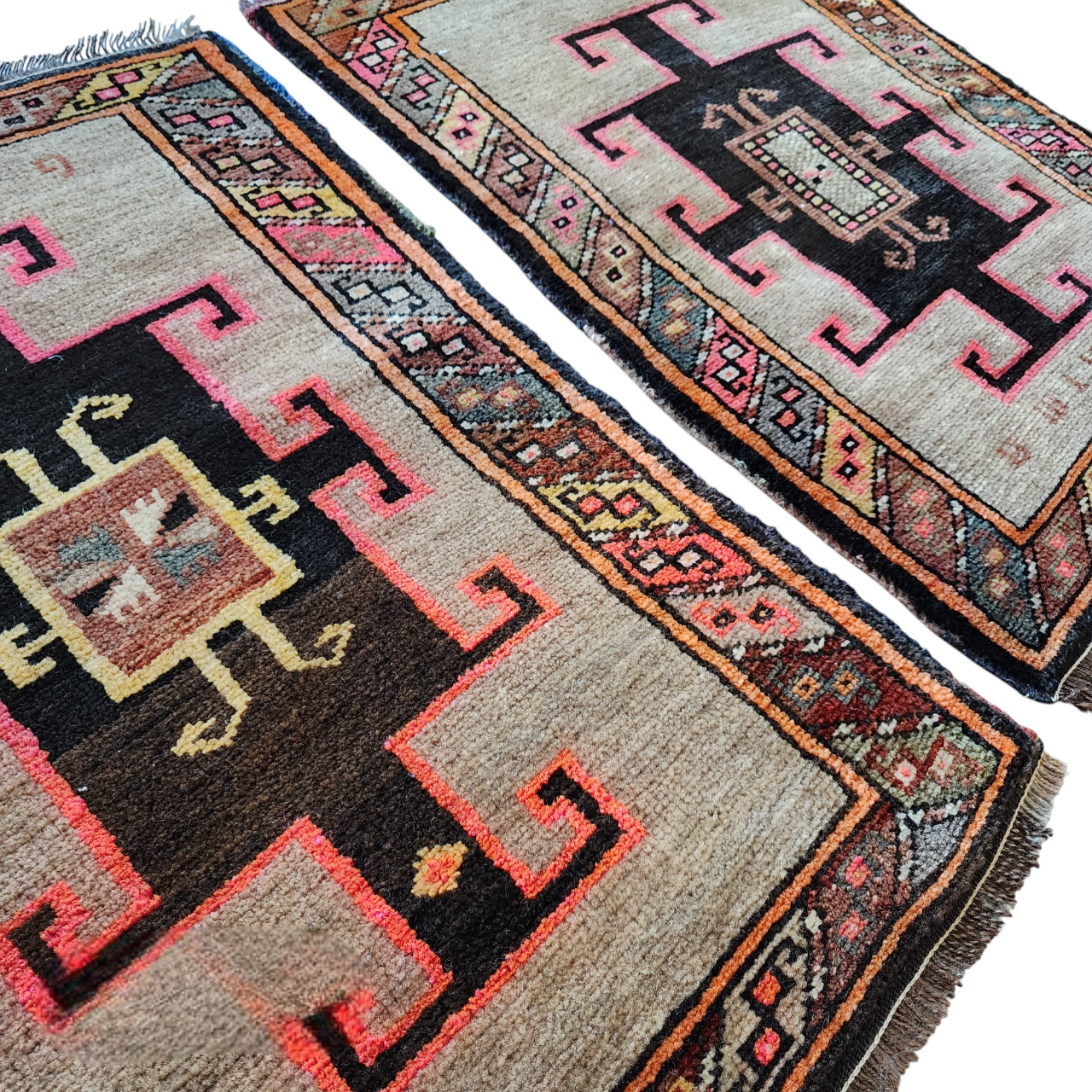 Vintage Oushak Yastik Rugs Set of 2 | 22'' x 31''